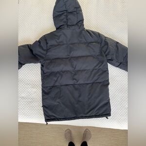 Oakley black puffer performance jacket size medium